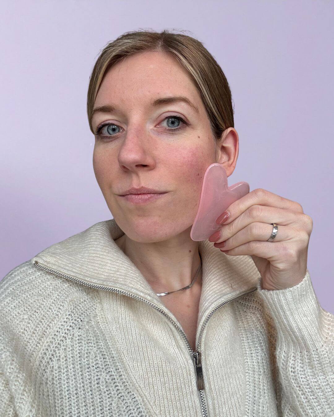 Gua Sha Gesichtsmassage für Selfcare – entspannende Gesichtspflege für müde Mamas